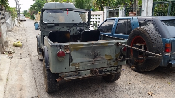 ขาย JEEP CJ7 เดิมๆ ขาย JEEP CJ7 เดิมๆ