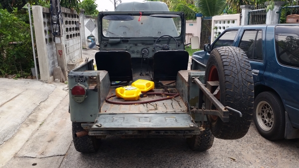 ขาย JEEP CJ7 เดิมๆ ขาย JEEP CJ7 เดิมๆ