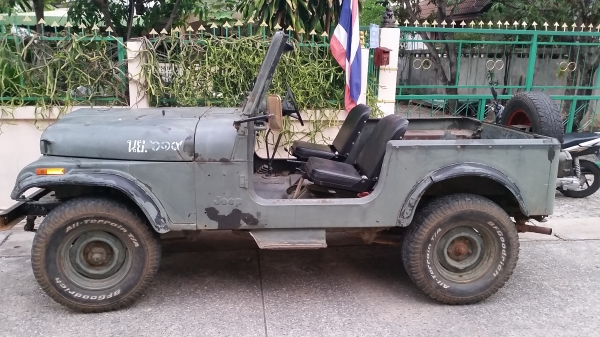 ขาย JEEP CJ7 เดิมๆ ขาย JEEP CJ7 เดิมๆ