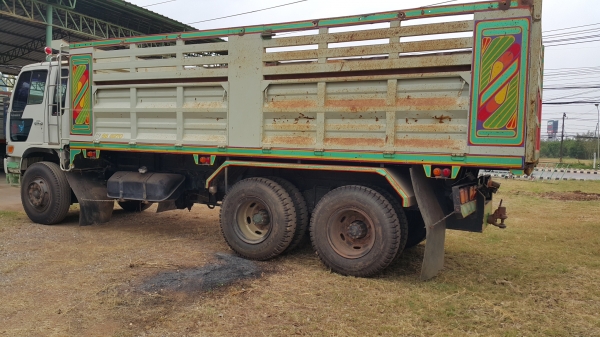 ขายรถ 10 ล้อ 2 เพลา กระบะเหล็กดั้ม อู่.เสรีชัย HINO FM3MNLD ปี.39 ไฟฟ้า มีระบบลาก รถสวย ราคา.1200000 สนใจรีบจองด่วน