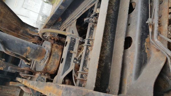 ขายรถ 10 ล้อ 2 เพลา กระบะเหล็กดั้ม อู่.เสรีชัย HINO FM3MNLD ปี.39 ไฟฟ้า มีระบบลาก รถสวย ราคา.1200000 สนใจรีบจองด่วน