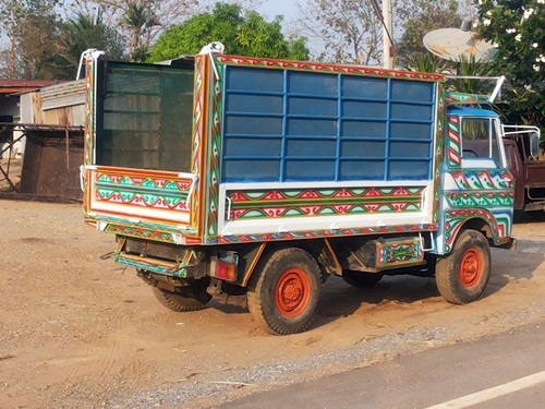 ขายแล้วครับไปส่ง จ.อุดรธานี ขอบคุณ truck2hand ช่องทางขายรถครับ