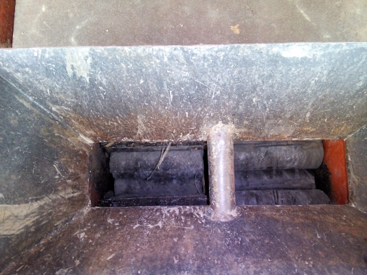 ขายเครื่องปลูกอ้อยร่องคู่47แรงขึ้นไป