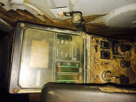 ขายด่วน kobelco sk120-3