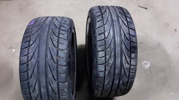 ขายยางdunlop dz  101 ปี 13 245 / 40R17 มี1คู่2500