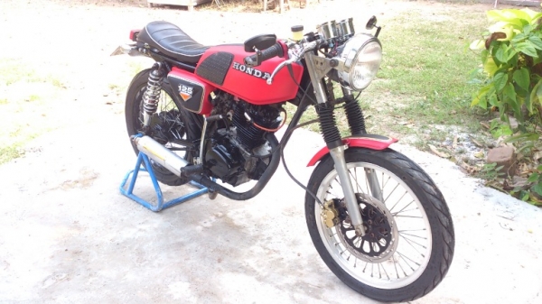 ขาย HONDA GL125 Cafe สภาพเอี่ยมๆสวยๆ ขาย HONDA GL125 Cafe สภาพเอี่ยมๆสวยๆ