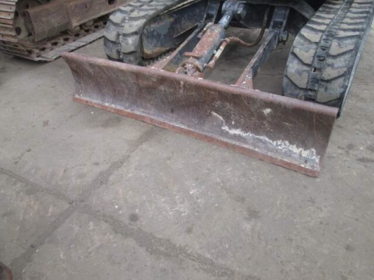 ขายรถขุด KOBELCO SK30UR-2 คอนโทรน้ำมัน ปั้มนิ้ว