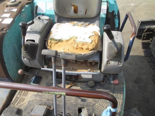 ขายรถขุด KMATSU PC35R-8 ยอดนิยมเก่านอก