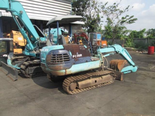 ขายรถขุด KMATSU PC35R-8 ยอดนิยมเก่านอก