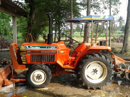 คูโบต้าL1-20 ใบมีดผานโรตารี3รายการไปเลยครับเครื่องดีเกียดีครับสภาพเหมือนรถใหม่เลยครับ135000