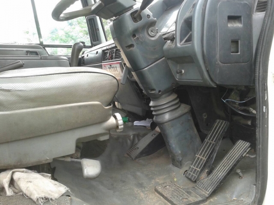 ขาย 6 ล้อ ช่วงยาว 6.20 เมตร HINO FD3H จดทะเบียนปี 48 เครื่อง HO7D 195 แรงม้า คัสซีสวยตลอดเส้น เบรคทิฟฟี่ กระจกไฟฟ้า พาวเวอร์ แอร์เย็น ทะเบียนพร้อมโอนครับ ขาย 6 ล้อ ช่วงยาว 6.20 เมตร HINO FD3H จดทะเบียนปี 48 เครื่อง HO7D 195 แรงม้า คัสซีสวยตลอดเส้น เบรคทิฟฟี่ กระจกไฟฟ้า พาวเวอร์ แอร์เย็น ทะเบียนพร้อมโอนครับ