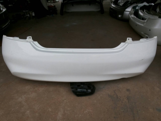 กันชนหลัง Nissan Almera ของแท้มือสอง