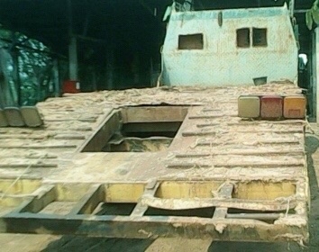 ISUZU TX 185 HP PD6 รถหัวยาวสิบล้อเพลาเดียว ช่วงล่างเพลาเดียวของ FUSO เทรลเลอร์ท้ายลาดขึ้นรถแบ็คโฮร PC 120 รถสภาพดีพร้อมลากพร้อมบรรทุกได้เลยครับ เครื่องยนต์ 185 แรงเครื่องแรงดีสุดครับยังไม่แจ้งลงเล่มนะครับ ภายในเก๋งคอนโซลครบ พวงมาลัยธรรมดา ช่วงล่างคัชซีไม