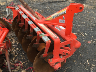 ตราช้าง 6x24 นิ้วครับ