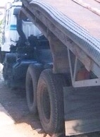 HINO KT 725 - 220 HP EM100 สิบล้อ 2 เพลา ขายเฉพาะหัวเก๋งกับตัวคัชซีนะครับไม่มีกระบะ เครื่องยนต์ 220 แรงเครื่องแน่นแรงดีสุดๆครับลงเล่มครบ หัวเก๋ง HINO F18 ลงเล่มครบพร้อมภายในเก๋งคอนโซลสวยครบ พวงมาลัยเพาเวอร์ ระบบเบรคทริ๊ปฟี้ครบครัน ช่วงล่างแน่นคัชซีไม่มีแต