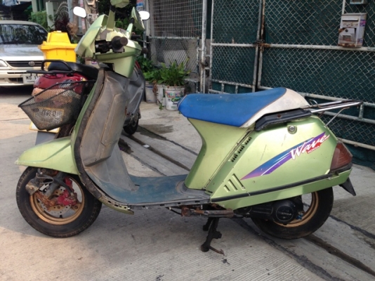 เหมา/แยก JRD Quest 125 และ Honda Lead เหมาหมด 6500 บาท