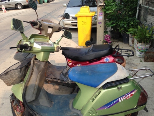 เหมา/แยก JRD Quest 125 และ Honda Lead เหมาหมด 6500 บาท