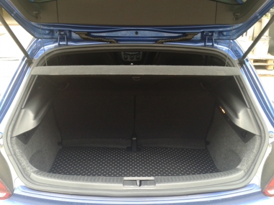 ขายรถโฟล์ค รุ่นซีรอคโค่ (Volk scirocco)