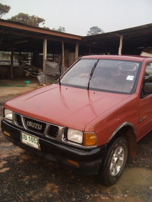 กะบะตอนเดียวisuzu tfr 90hp 2500ปี93 พไม่ เพาเวอร์  เครื่องดีมาก แคสซีสวย แอร์เย็นๆ ภายในสะอาด สวยงาม น่าใช้มากๆ