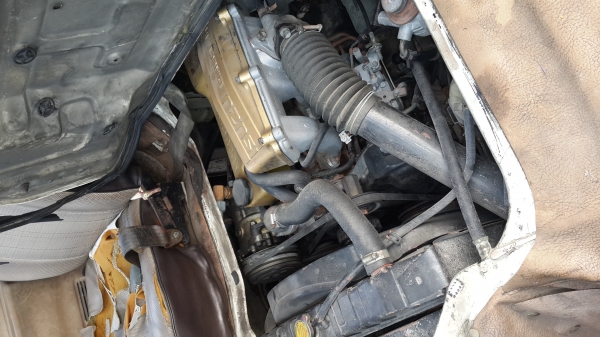 ขายรถตู้อีซูซุ  บัดดี้  เครื่องมังกรฝาทองปี95