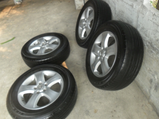 ล้อแม็ก 17นิ้ว 5รู114 ฮอนด้า พร้อมยาง สวยๆ 4 ล้อ ราคา 6700 บาท ล้อแม็ก 17นิ้ว 5รู114 ฮอนด้า พร้อมยาง สวยๆ 4 ล้อ ราคา 6700 บาท