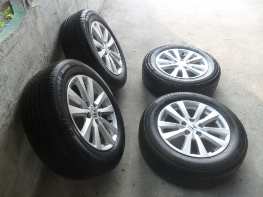 ล้อแม็ก 16นิ้ว 5รู114 ฮอนด้า พร้อมยาง สวยๆ 4 ล้อ ลดราคาเหลือ 5000 บาท