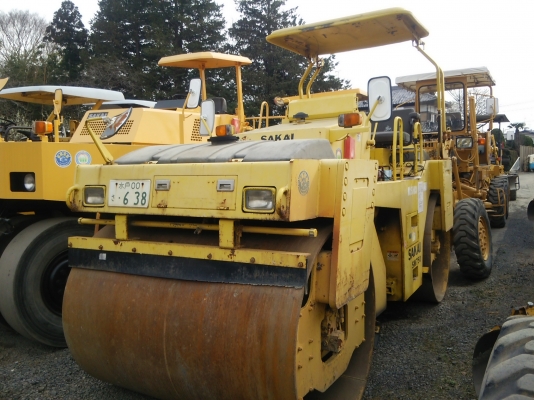 ขายรถบดล้อเหล็ก SAKAI SW750 สภาพสวยพร้อมใช้นำเข้าจากประเทศญี่ปุ่น ติดต่อ อำพล 090-9694506, 080-3031241