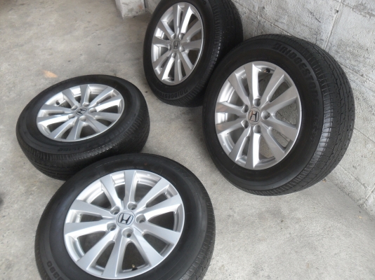 ล้อแม็ก 16นิ้ว 5รู114 ฮอนด้า พร้อมยาง สวยๆ 4 ล้อ ลดราคาเหลือ 5000 บาท