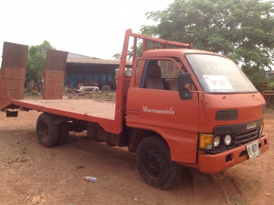 ขายรถลากหกล้อ 160,000.  0895770265  ไม่มีทะเบียน