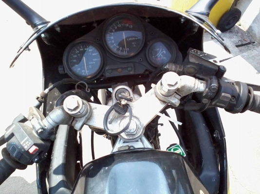 ขาย Honda NSR 150 RR สภาพดี สีสวย ทะเบียนพร้อมโอนครับ