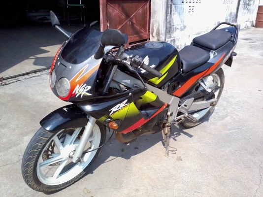 ขาย Honda NSR 150 RR สภาพดี สีสวย ทะเบียนพร้อมโอนครับ