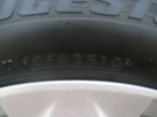 ขายล้อแม็ก Honda city 15"x5.5" 4รู100 et 45 +ยางปี 10 (081-3747940)