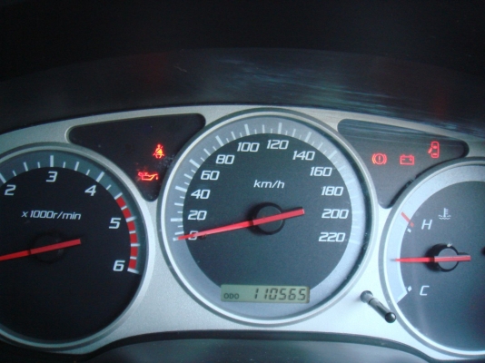 ISUZU DMAX  2.5 Ddi I-TEQ ปี 49 มือแรกออกห้าง ขายด่วน