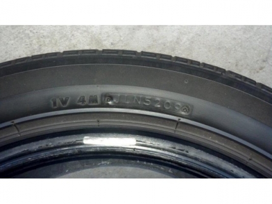 ยางบริดโตน ทูเรนซ่า 215 50 17 ปี 09 สภาพดี ราคา 850 บาท