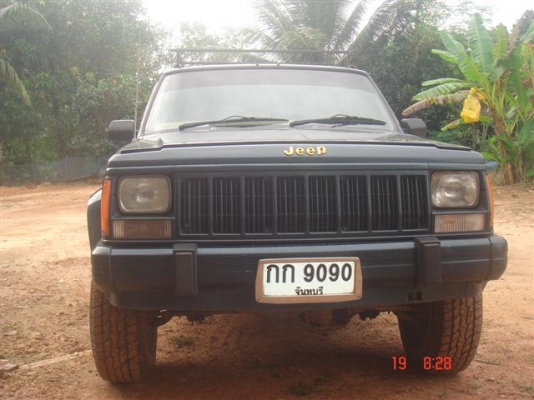 ขาย JEEP CHEROKEE 4.0 LIMITED พร้อมใช้