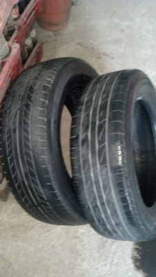 ยางบริดสโตน ทรูเรนซ่า 195 60 15 ปี 10 มี 2 เส้น รวม 800 บาท