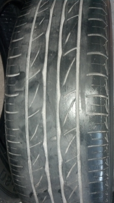 ยางบริดสโตน ทรูเรนซ่า 195 60 15 ปี 10 มี 2 เส้น รวม 800 บาท