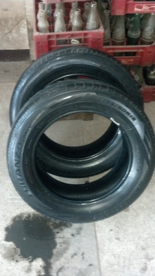 ยางบริดสโตน ทรูเรนซ่า 195 60 15 ปี 10 มี 2 เส้น รวม 800 บาท