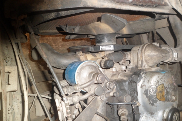 รถบรรทุกหกล้อกลาง รับส่งพนักงาน นักเรียน ใช้งานได้เลย(ยาว 4.30)