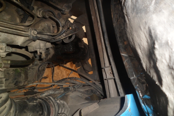 รถบรรทุกหกล้อกลาง รับส่งพนักงาน นักเรียน ใช้งานได้เลย(ยาว 4.30)