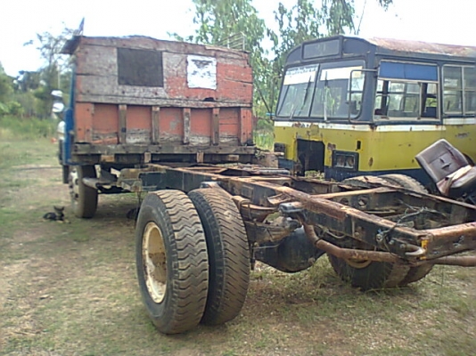 ขาย 6 ล้อหน้ายาว เครื่อง 6BB1 145 แรงม้า เฟืองท้าย FUSO คัสซีมีบวม ทะเบียนแจ้งจอด ราคากันเอง