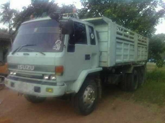 รถอิซูซุ 10 ล้อดั๊ม FVZ  195 แรงม้า  สนใจติดต่อ 081 - 6079515