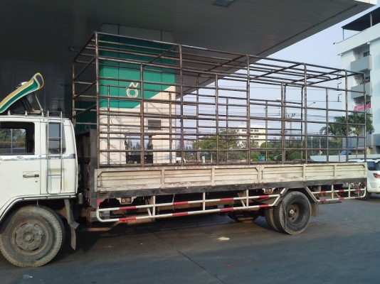 รถหกล้อช่วงยาว