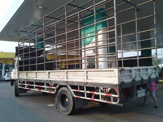 รถหกล้อช่วงยาว