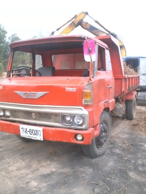 ขายรถบรรทุกดั้มHINO KL 300 เครื่องEH700 168แรง พร้อมใช้งานครับ