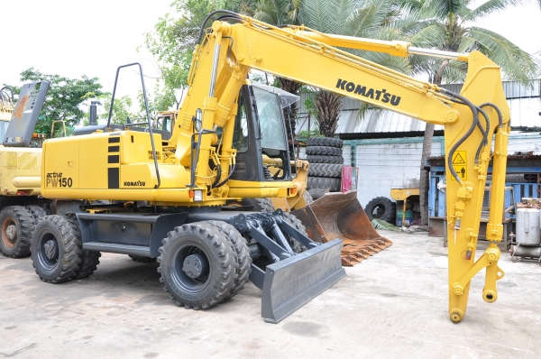 KOMATSU  PW 150-6