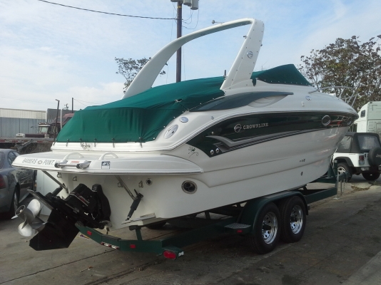 เรือยอร์ซสุดหรูเอาไปแบ่งเล่นครับ CROWNLINE 29' แอร์ GEN ครบราคาเบาๆครับ