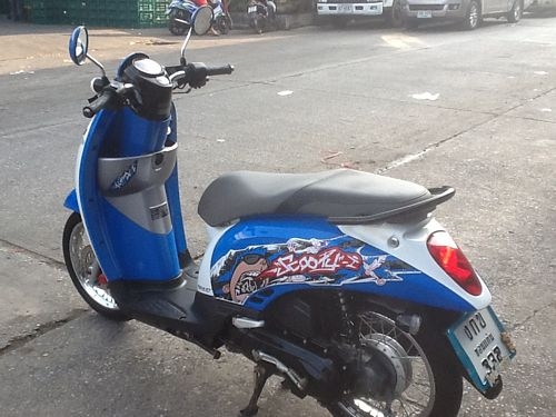 SCOOPY Iรถปี2011รถสวยเครื่องแน่นสภาพเยี่ยม