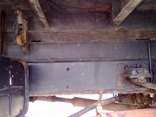 ขาย หกล้อ ISUZU ดั้มดิน 175 แรงม้า สภาพ 80\% ขายในราคา 820,000บาท สนใจติดต่อ คุณชลอ 081-2568658ขาย หกล้อ ISUSU ดั้มดิน 175 แรงม้า สภาพ 80\% ขายในราคา 820,000บาท สนใจติดต่อ คุณชลอ 081-2568658