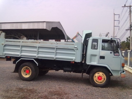 ขาย หกล้อ ISUZU ดั้มดิน 175 แรงม้า สภาพ 80\% ขายในราคา 820,000บาท สนใจติดต่อ คุณชลอ 081-2568658ขาย หกล้อ ISUSU ดั้มดิน 175 แรงม้า สภาพ 80\% ขายในราคา 820,000บาท สนใจติดต่อ คุณชลอ 081-2568658